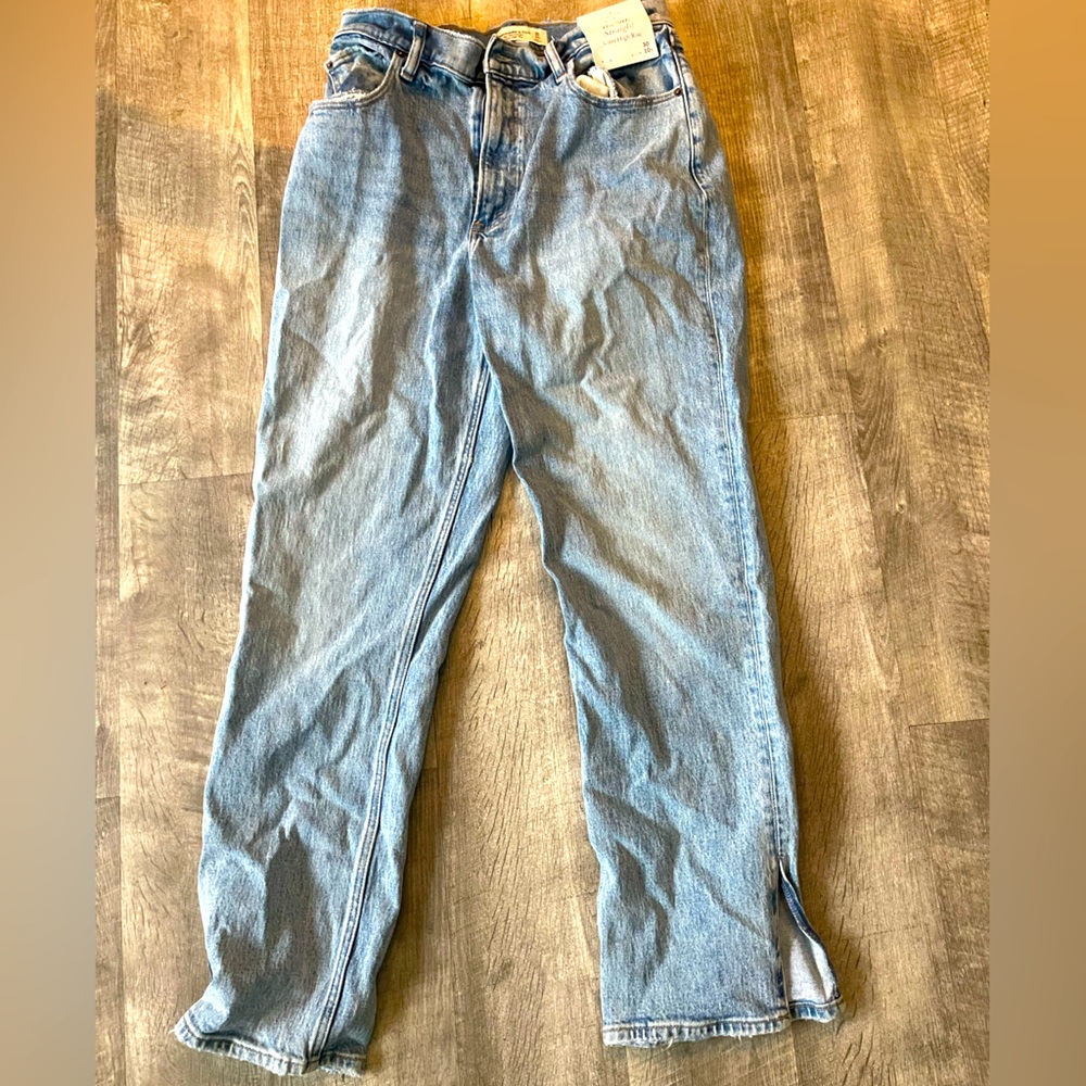 Abercrombie and Fitch the 90s straight ultra high-rise jeans size 10 short